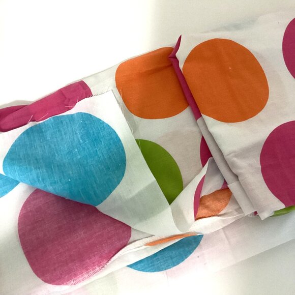 Big Bundle of Cotton Fabric Scraps White Material With Big Circles Multicolored - Picture 6 of 10